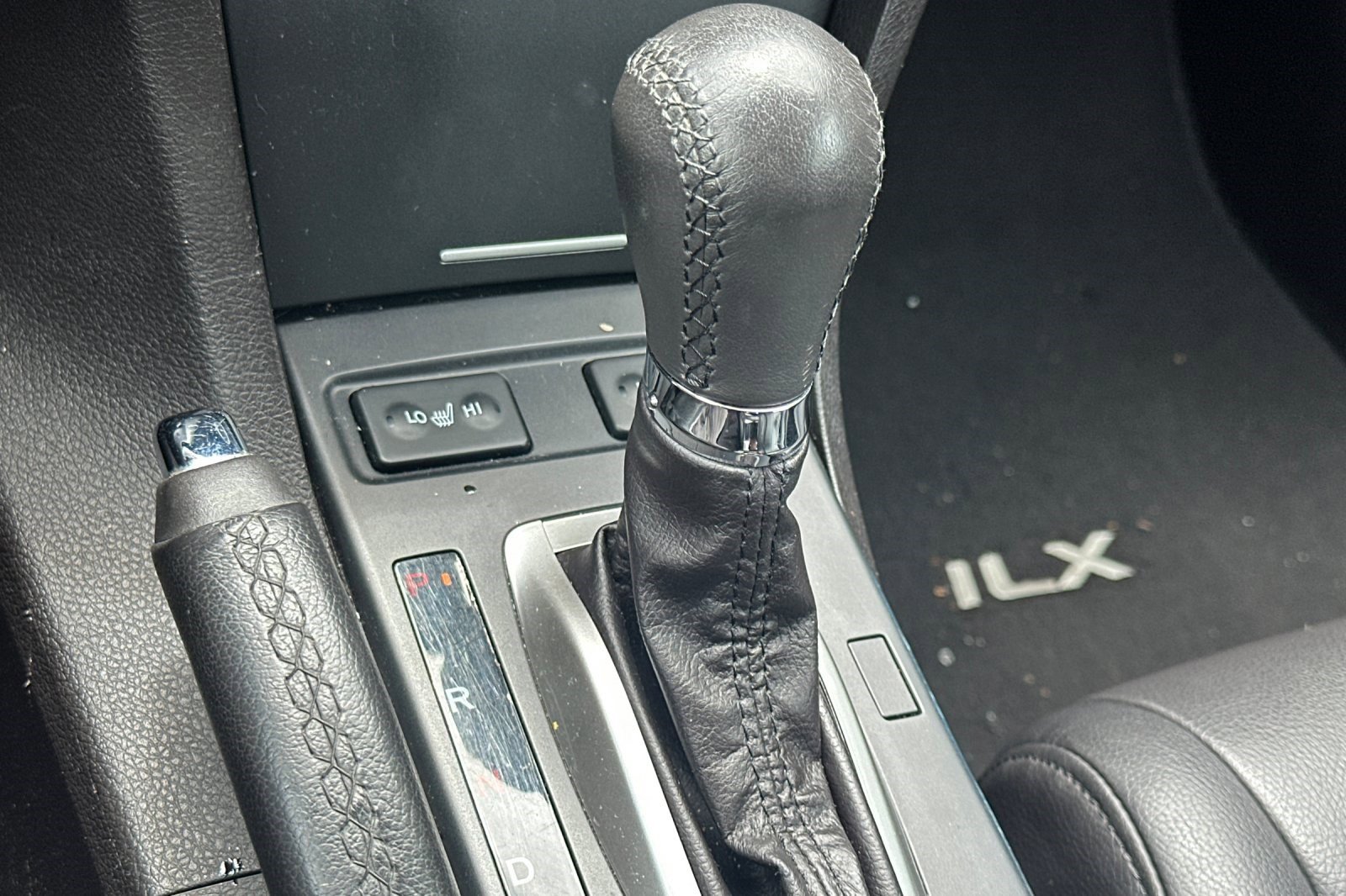 Used 2017 Acura ILX FWD image 23
