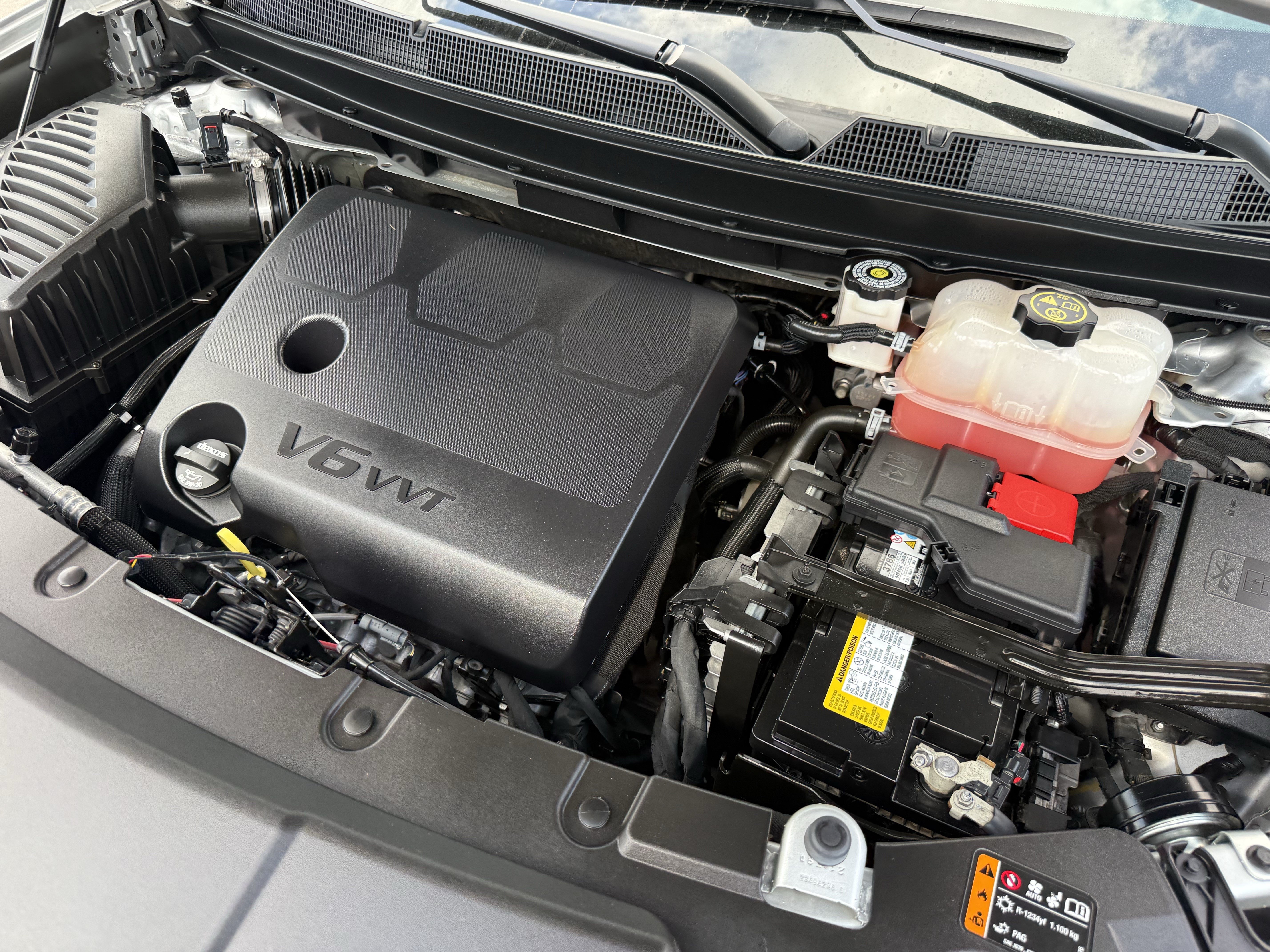Used 2021 Chevrolet Traverse LS w/ LPO, Floor Liner Package FWD image 35