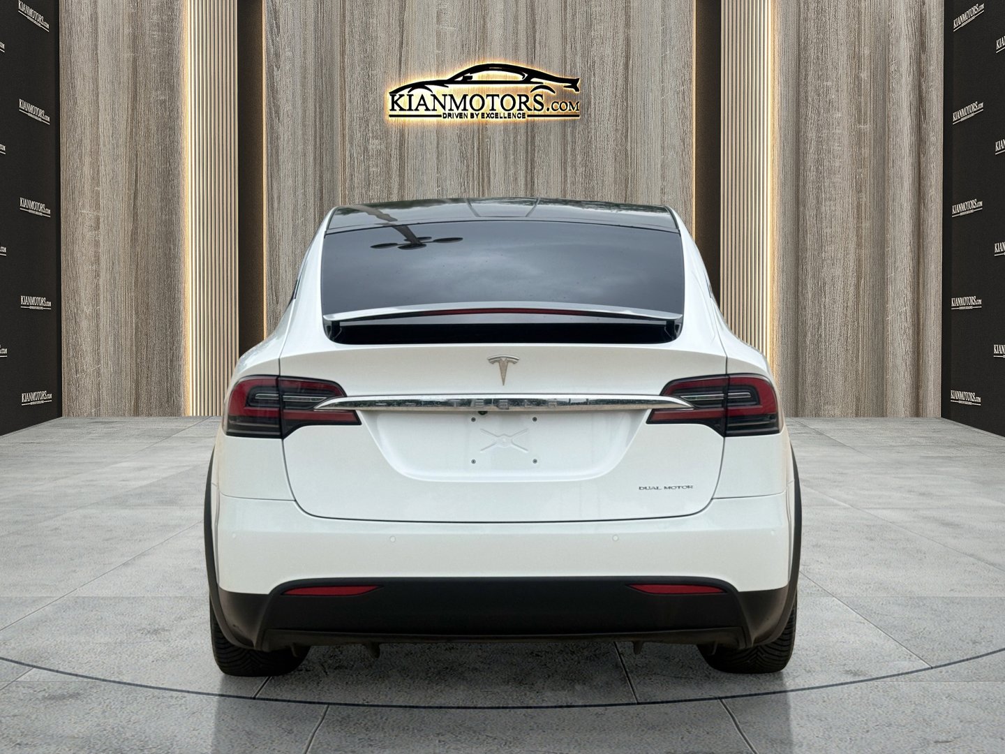 Used 2020 Tesla Model X Long Range AWD/4WD image 9