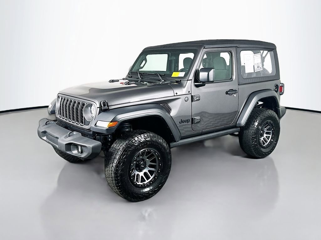 Used 2025 Jeep Wrangler Sport image 3