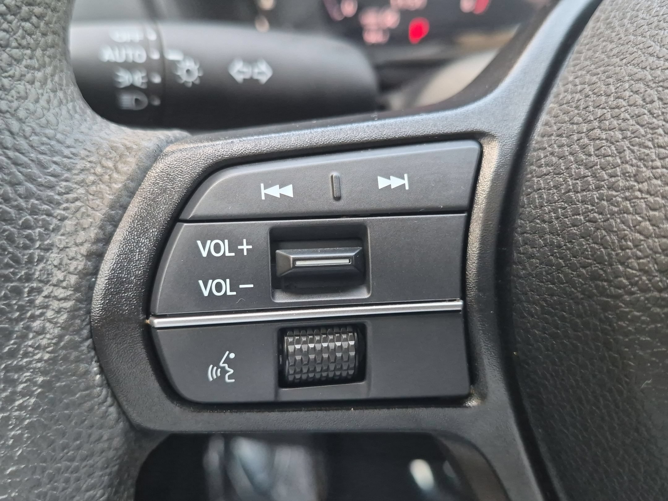 Certified 2023 Honda Accord LX image 14