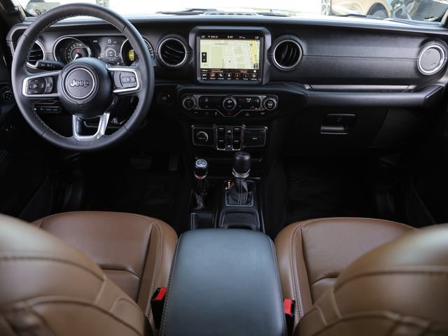 Used 2023 Jeep Wrangler Unlimited Sahara AWD/4WD image 11