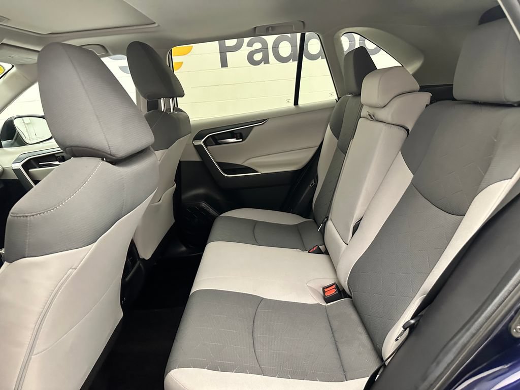 Used 2019 Toyota RAV4 XLE AWD/4WD image 15