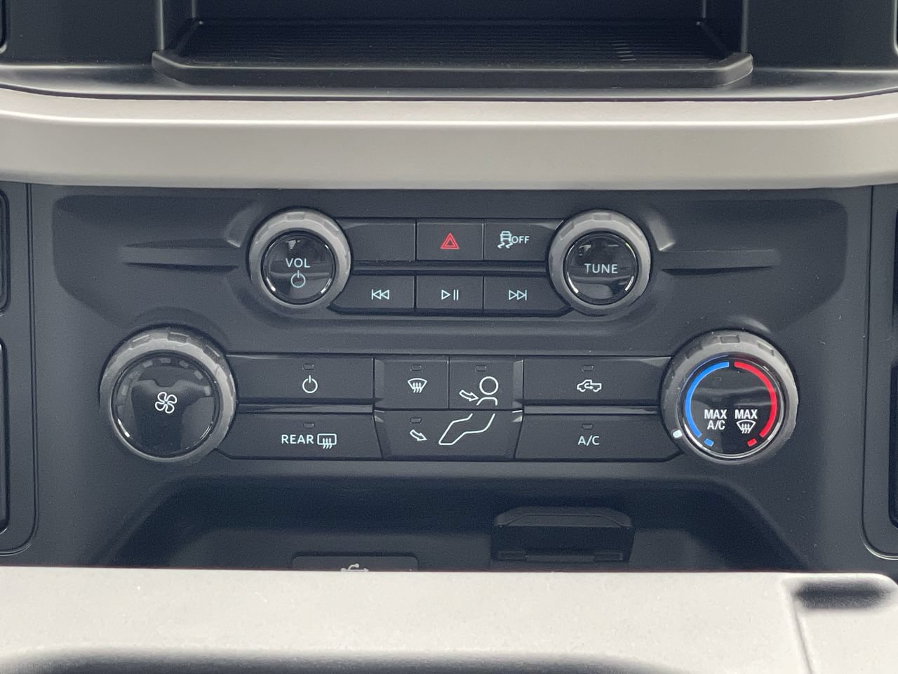 New 2026 Ford F550 2WD Crew Cab Super Duty image 13