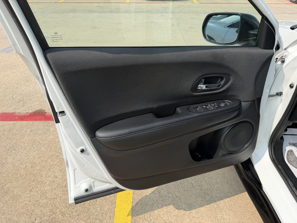 Used 2022 Honda HR-V Sport image 6