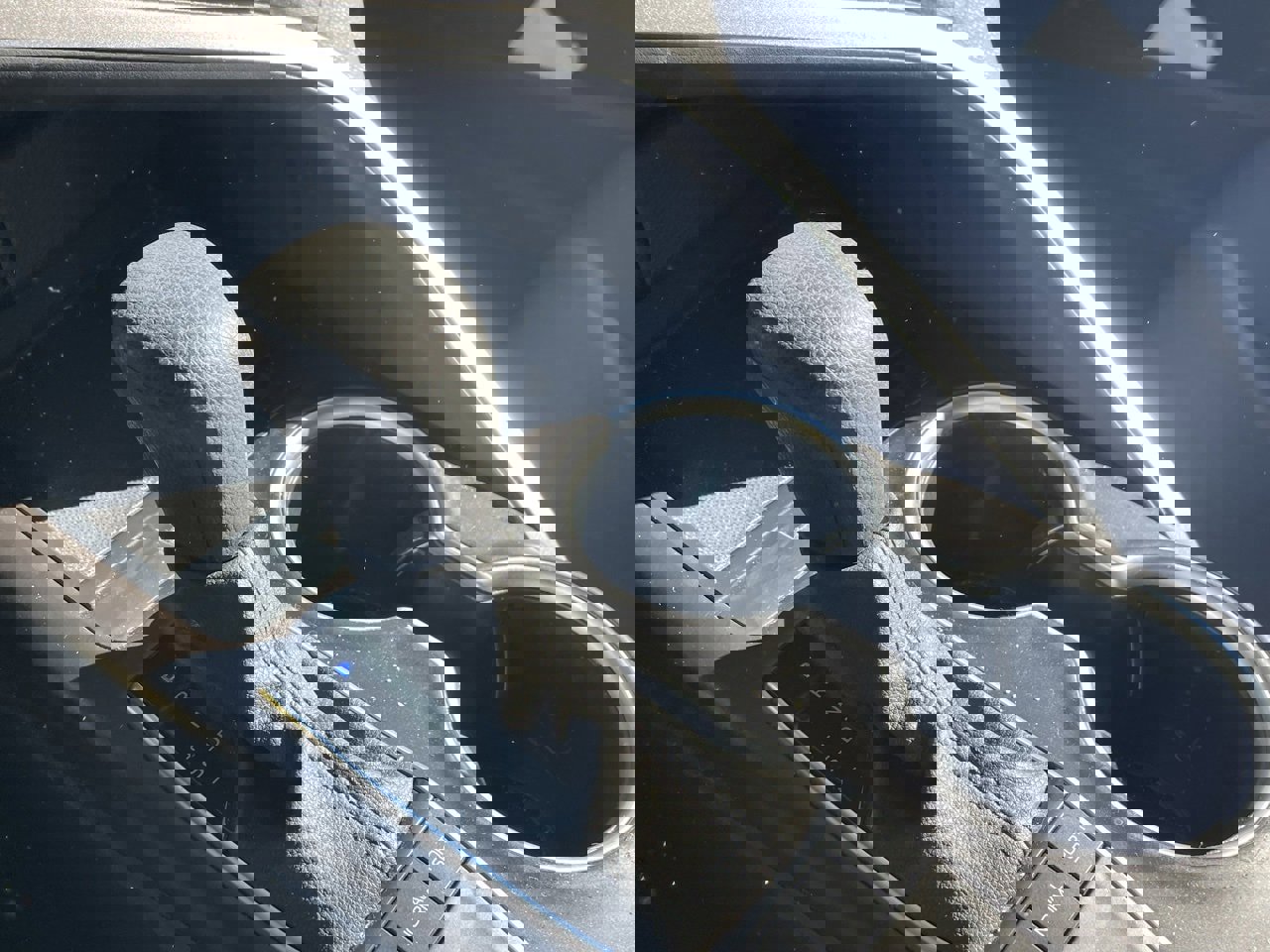 Used 2023 Toyota Camry LE image 4