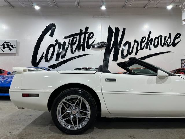 Used 1995 Chevrolet Corvette Convertible image 4