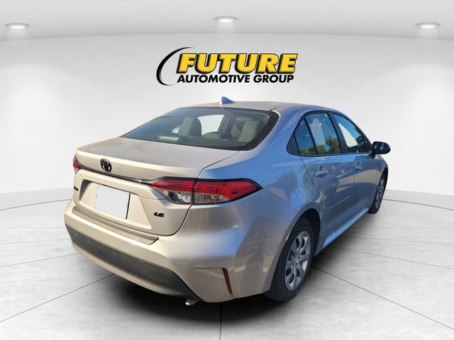 Used 2023 Toyota Corolla LE FWD image 3