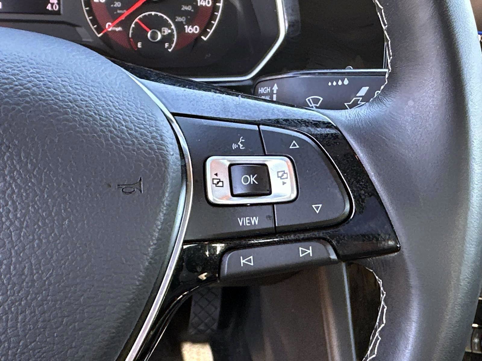 Used 2021 Volkswagen Jetta R-Line image 29