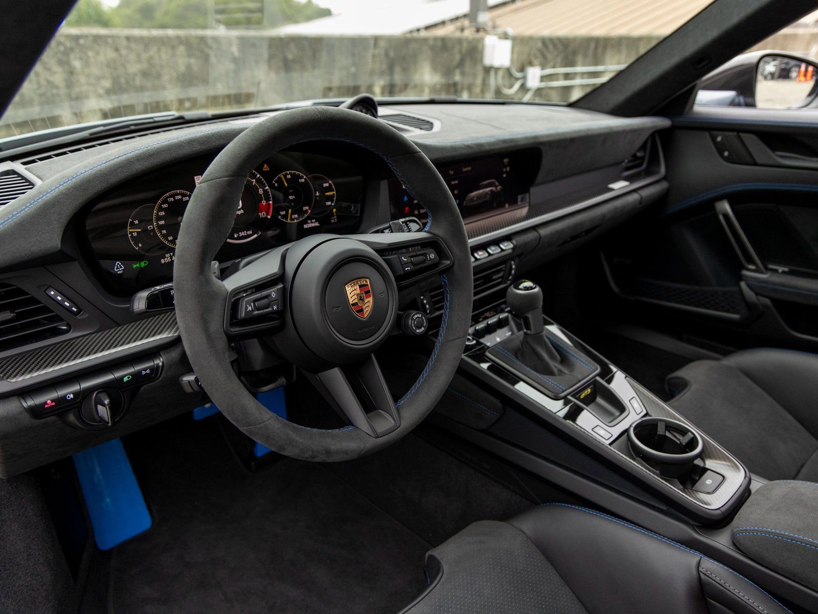 Certified 2026 Porsche 911 GT3 RWD image 4