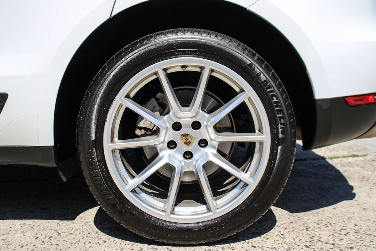 Used 2017 Porsche Macan S AWD/4WD image 29