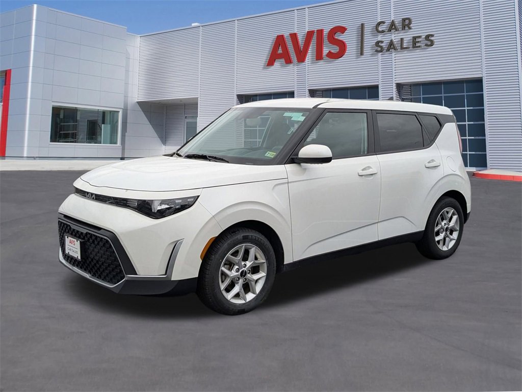 Used 2024 Kia Soul LX w/ Option Group 015