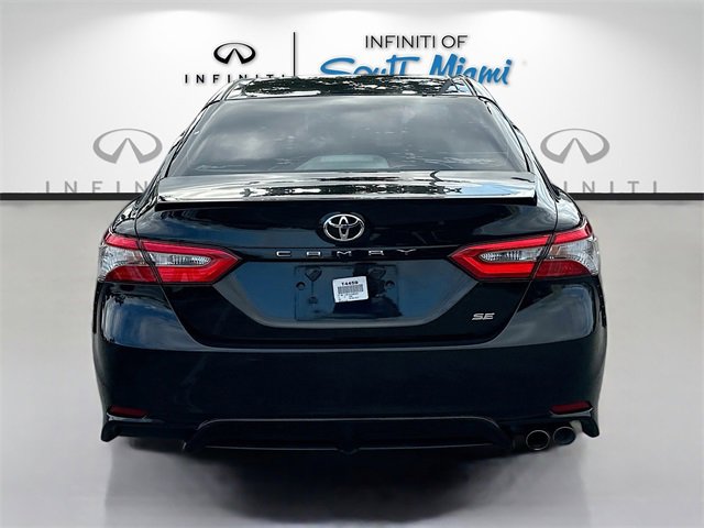 Used 2018 Toyota Camry SE image 6