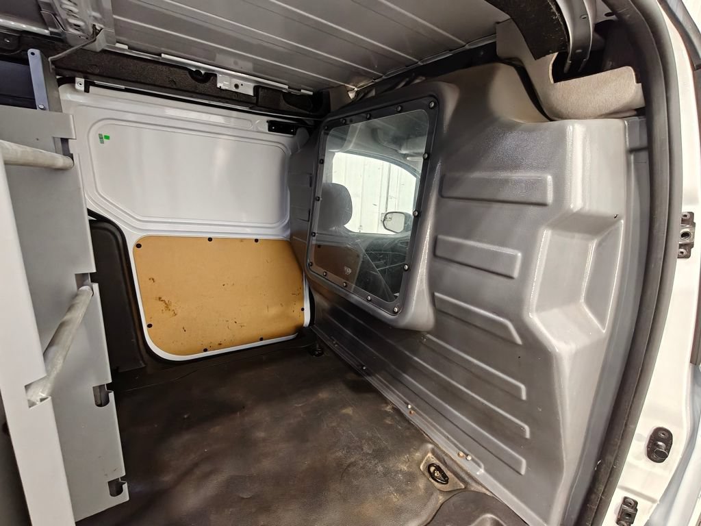 Used 2016 Ford Transit Connect XL FWD image 31