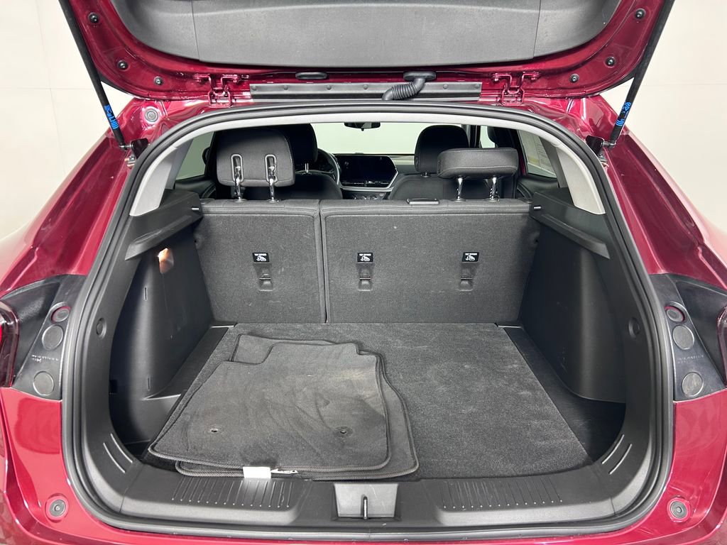 Used 2024 Chevrolet Trax LS w/ LS Convenience Package FWD image 22