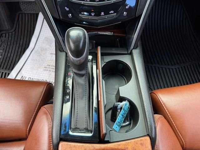 Used 2015 Cadillac XTS Premium AWD/4WD image 32