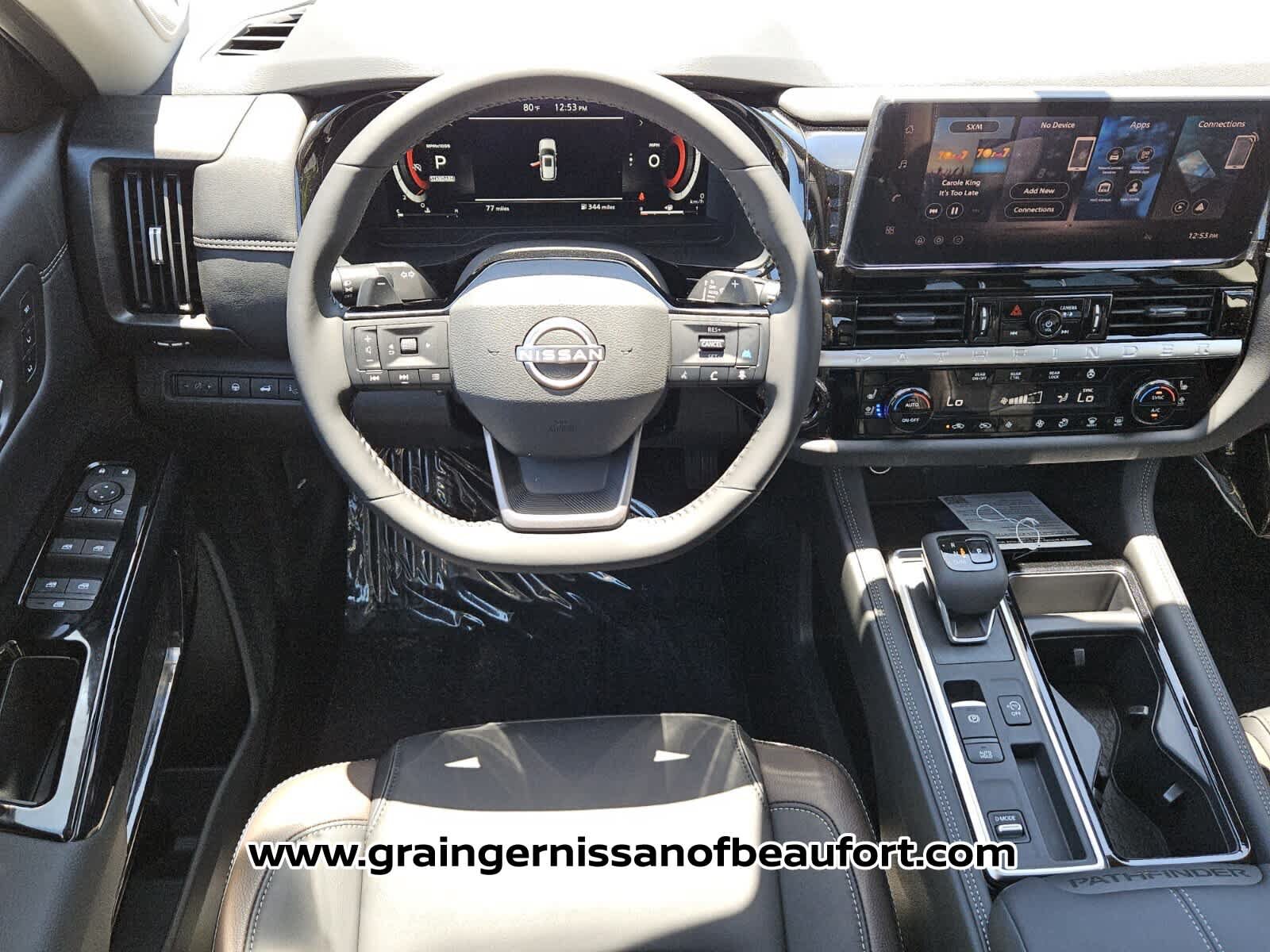 New 2026 Nissan Pathfinder Platinum FWD image 5