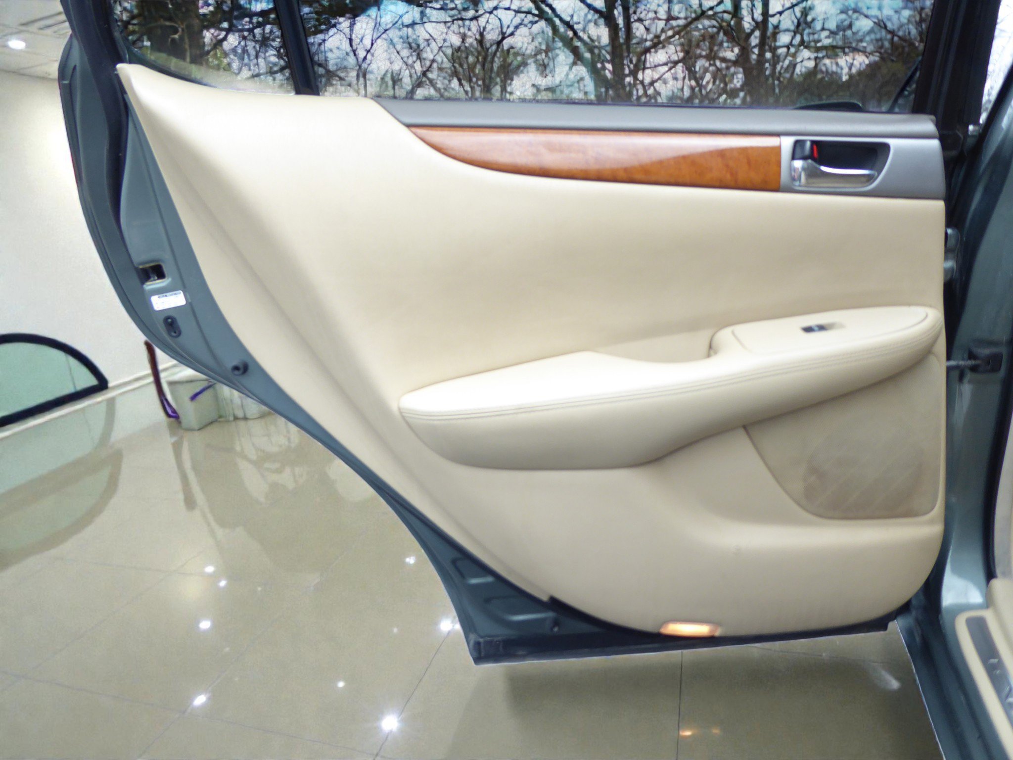 Used 2005 Lexus ES 330 image 19