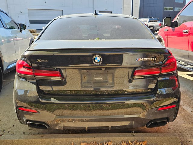 Used 2021 BMW M550i xDrive w/ Dynamic Handling Package image 9