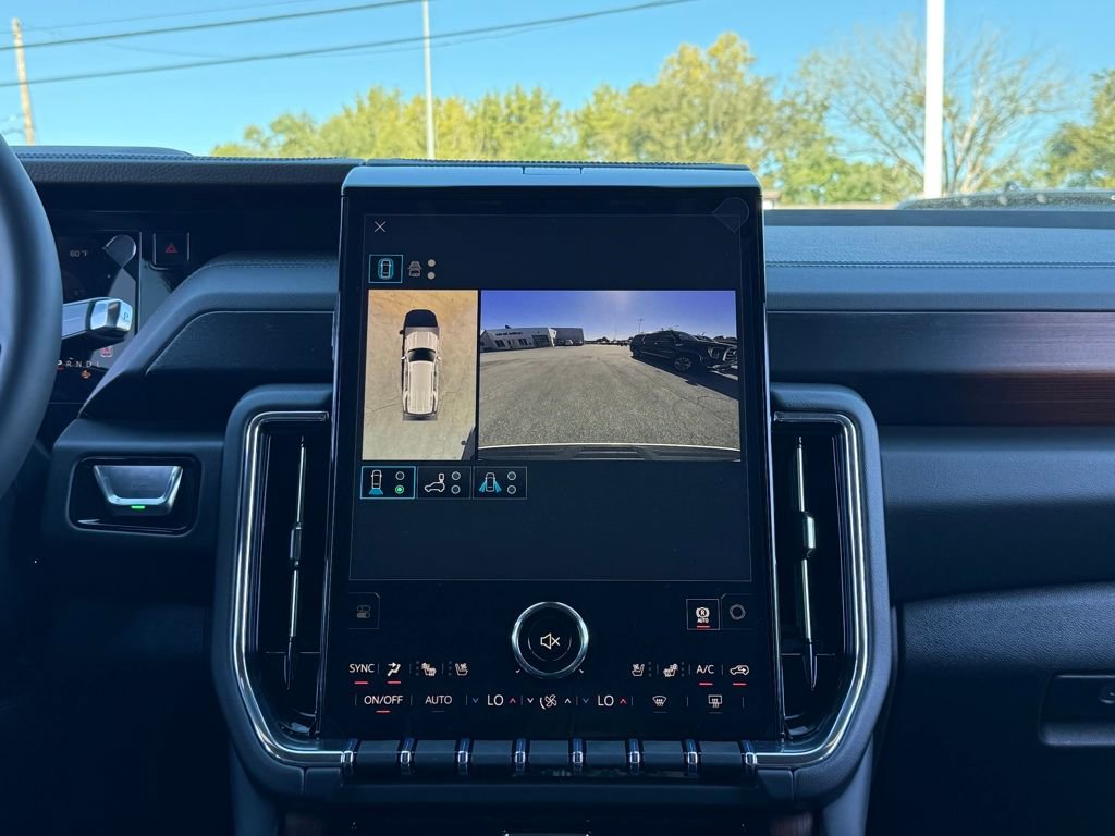 New 2026 GMC Yukon Denali w/ Sun & Power Step Package image 35