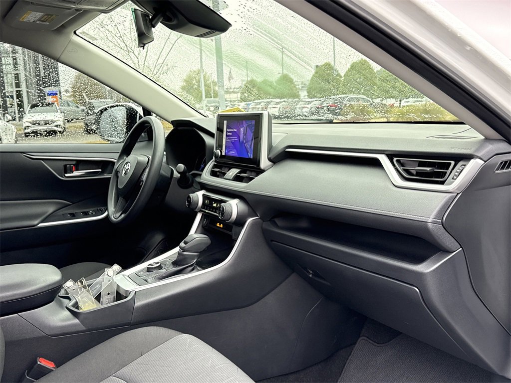 Used 2024 Toyota RAV4 XLE image 21