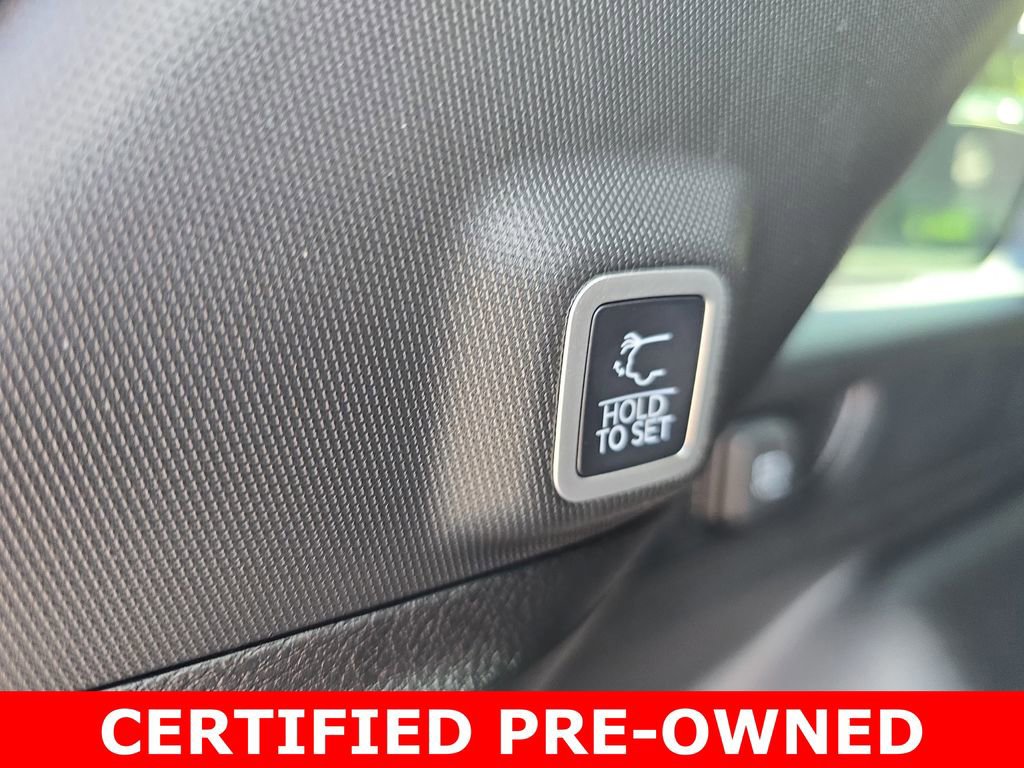 Used 2023 Jeep Grand Cherokee Altitude image 14