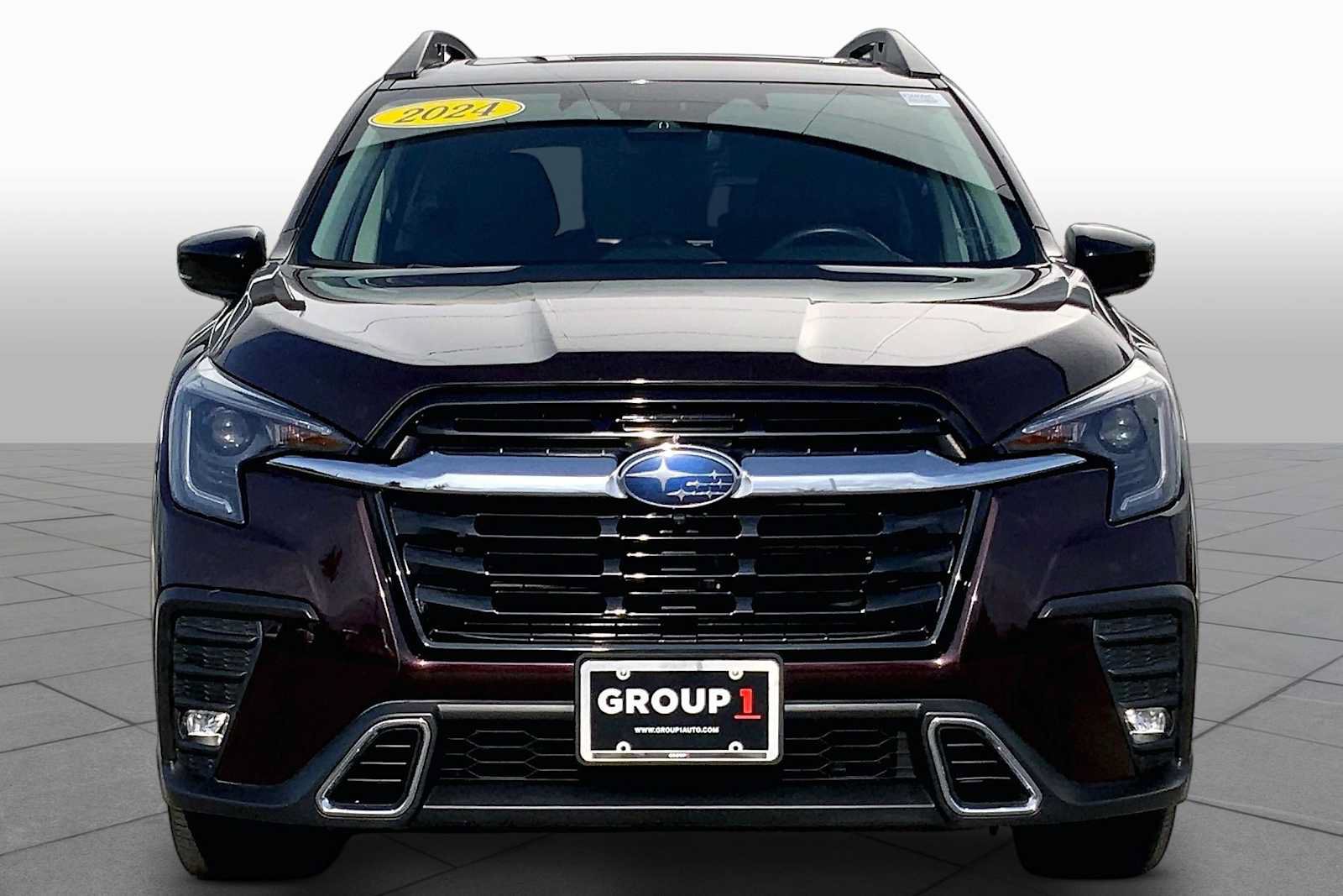 Used 2024 Subaru Ascent Touring AWD/4WD image 4