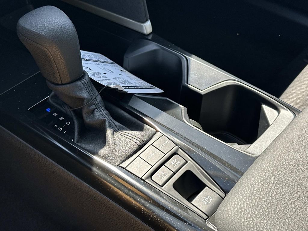 New 2026 Toyota Camry LE w/ Convenience Package FWD image 30