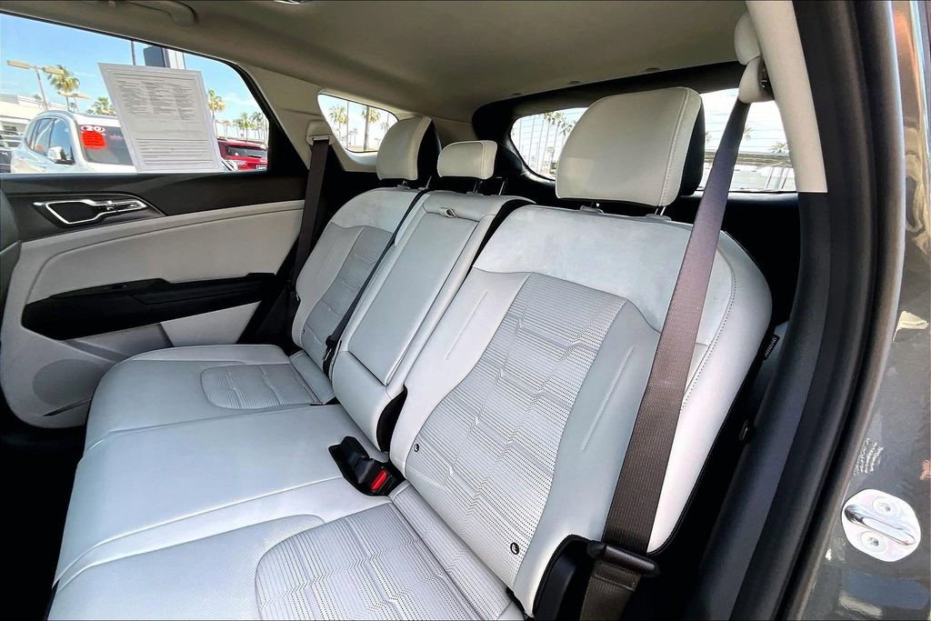 Used 2026 Kia Sportage SX Prestige image 17