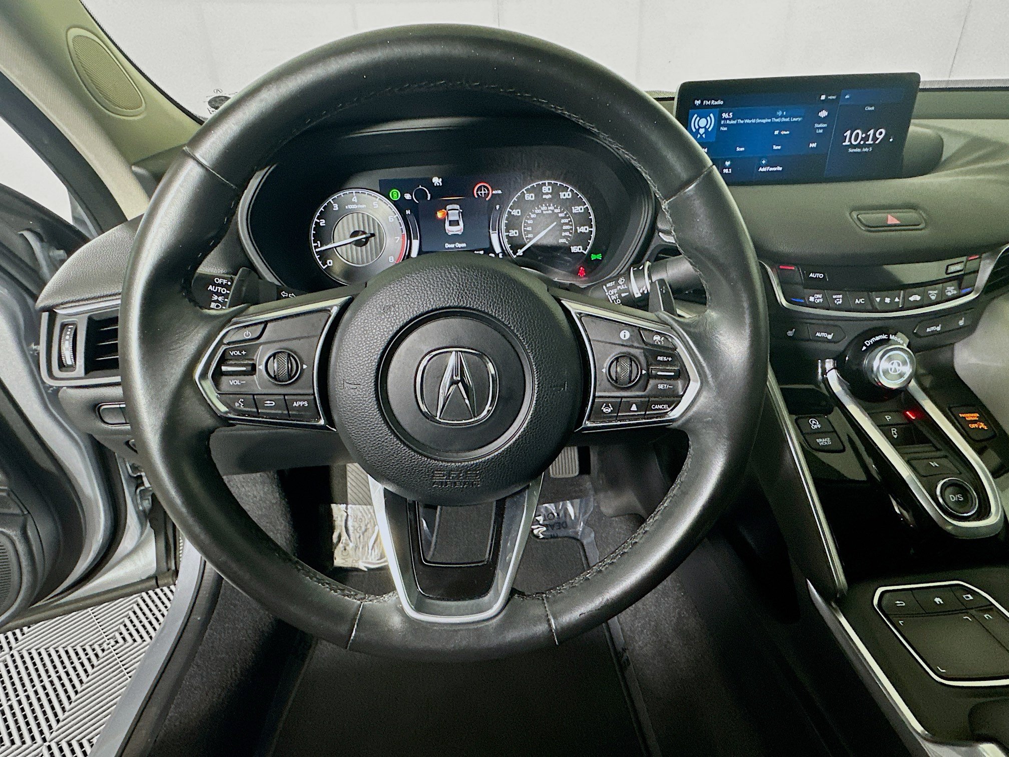 Used 2023 Acura TLX FWD image 15