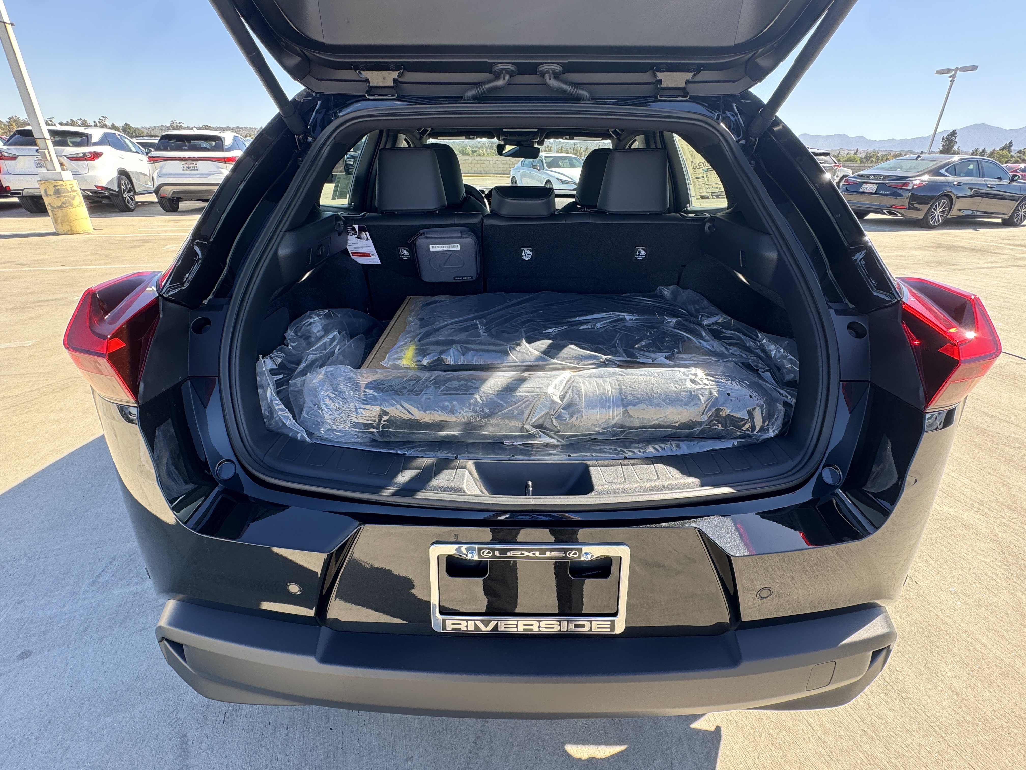 New 2026 Lexus UX 300h FWD w/ Accessory Package (2T) image 16