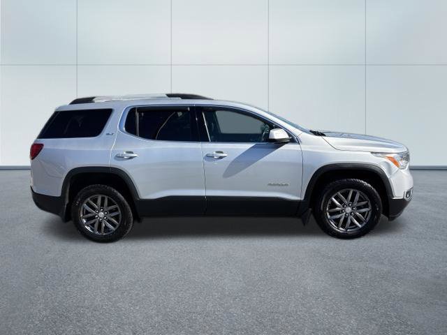 Used 2017 GMC Acadia SLT AWD/4WD image 2