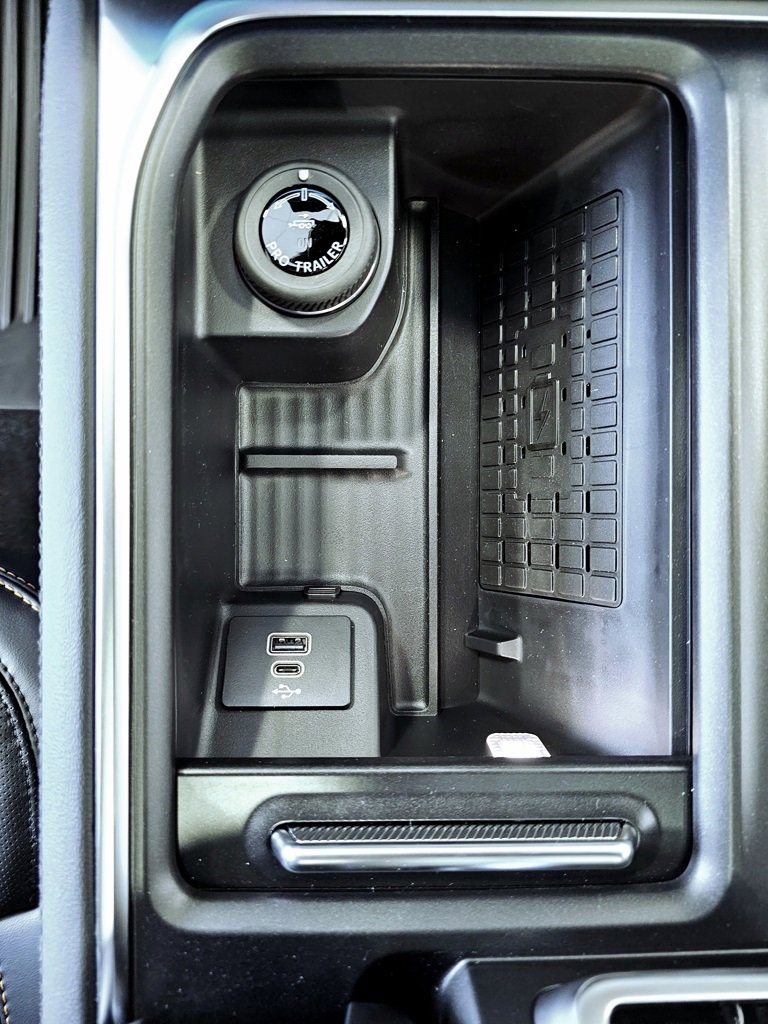 New 2025 Ford Expedition Tremor image 17