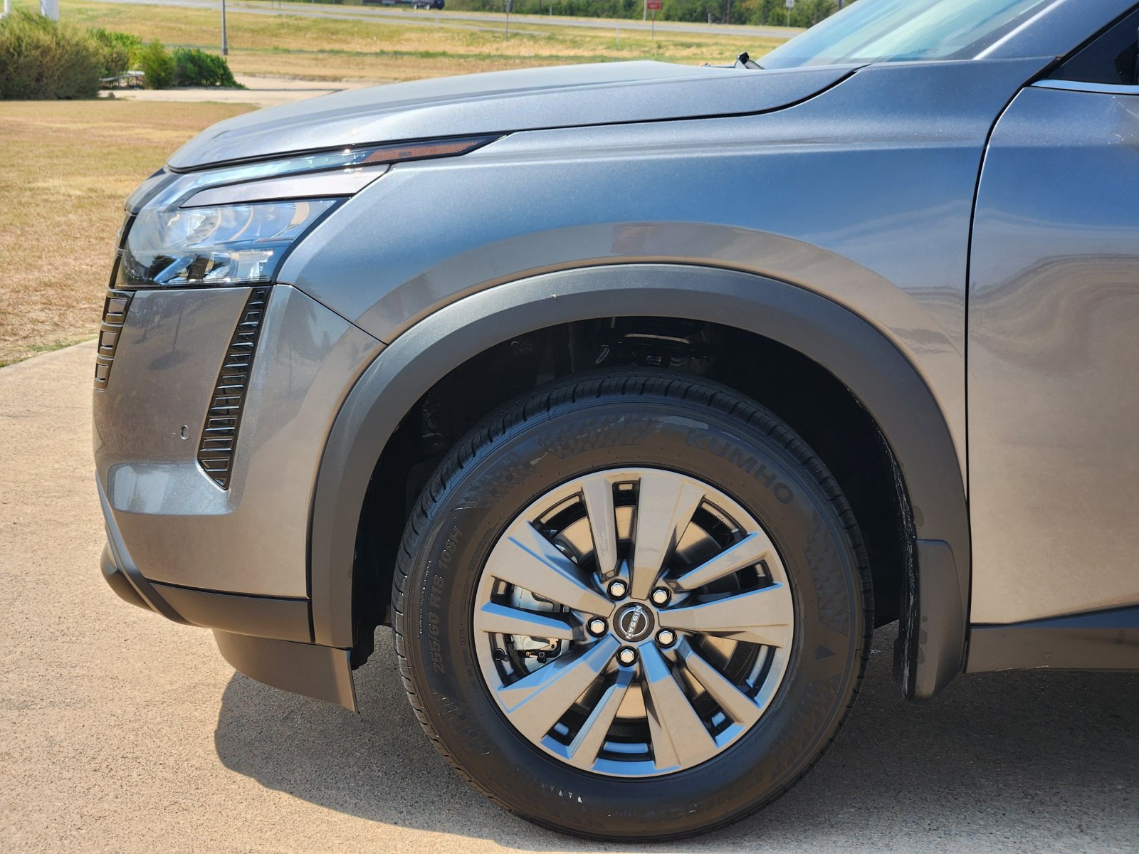 New 2026 Nissan Pathfinder SV AWD/4WD image 10