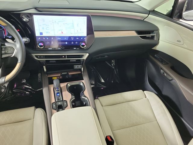 Used 2024 Lexus RX 350 FWD w/ Convenience Package image 17