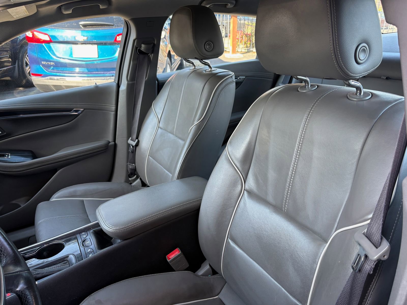 Used 2017 Chevrolet Impala Premier image 14