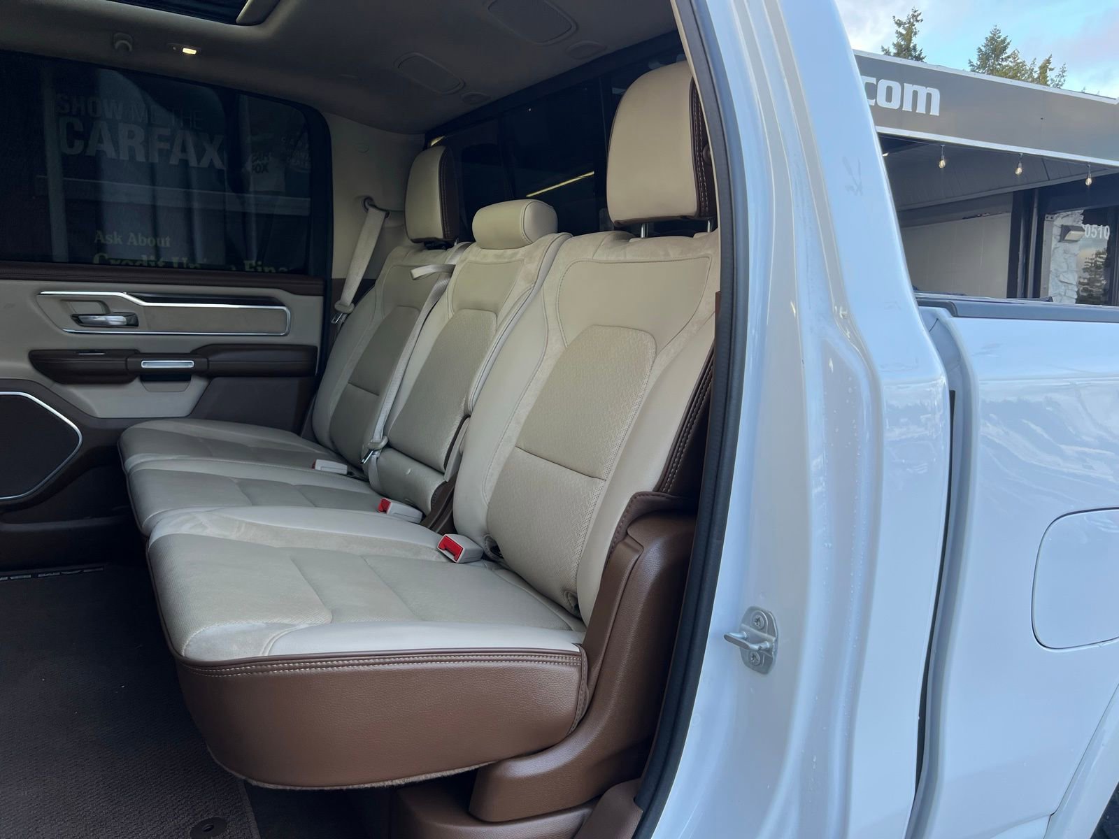 Used 2021 RAM 1500 Laramie image 19