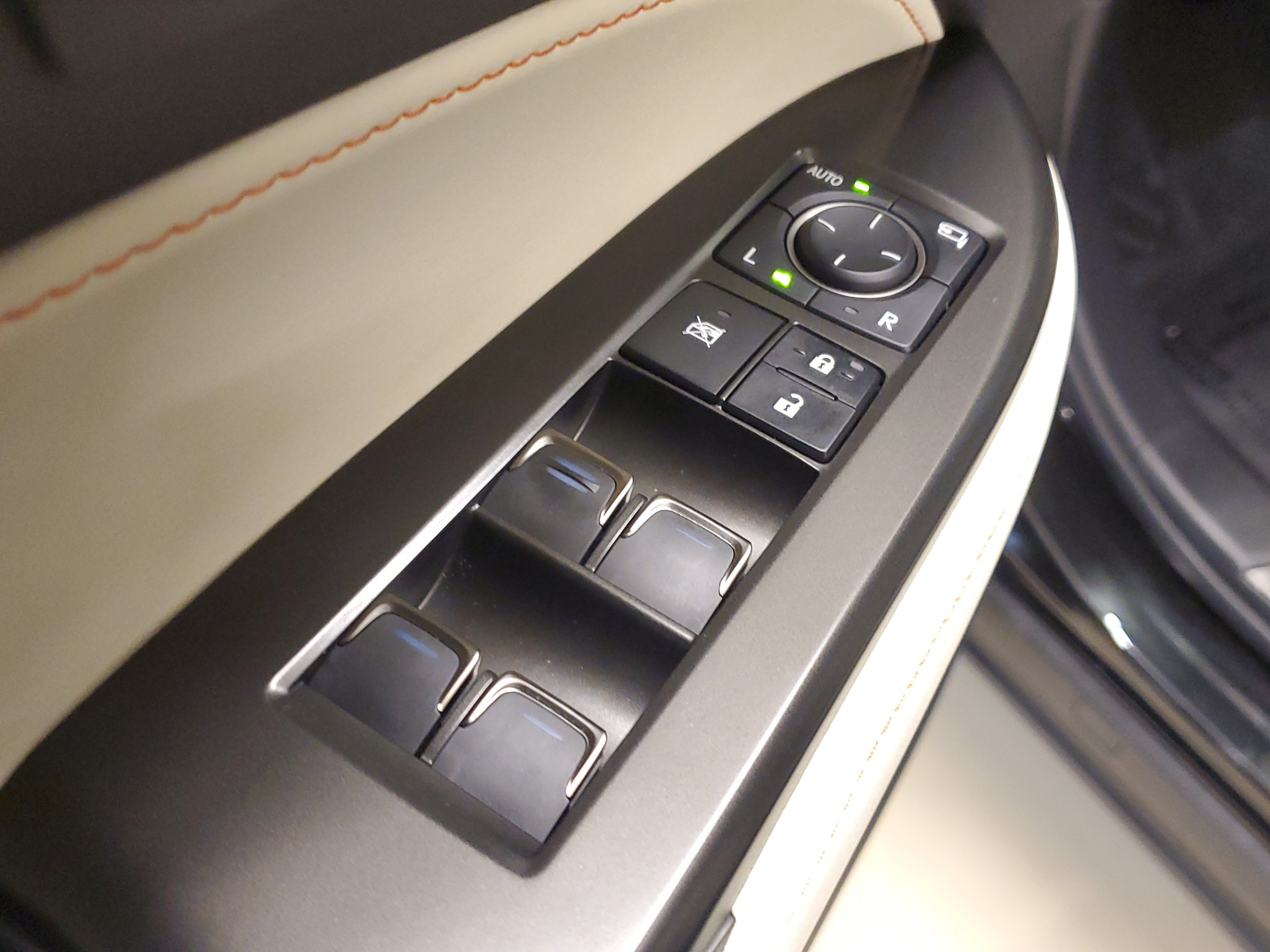 Certified 2024 Lexus NX 250 FWD image 22