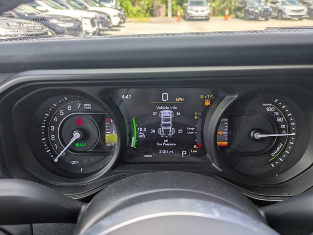 Used 2024 Jeep Wrangler Unlimited Sahara w/ Safety Group AWD/4WD image 30