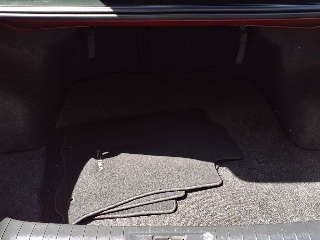 Used 2013 Nissan Altima 2.5 SL FWD image 6