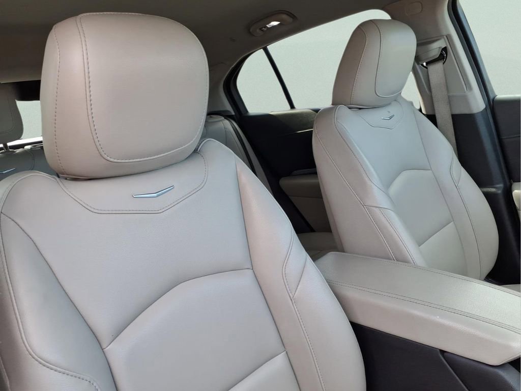 Used 2020 Cadillac XT4 Luxury image 15