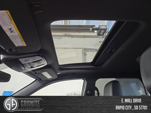 Used 2024 Dodge Durango GT image 21