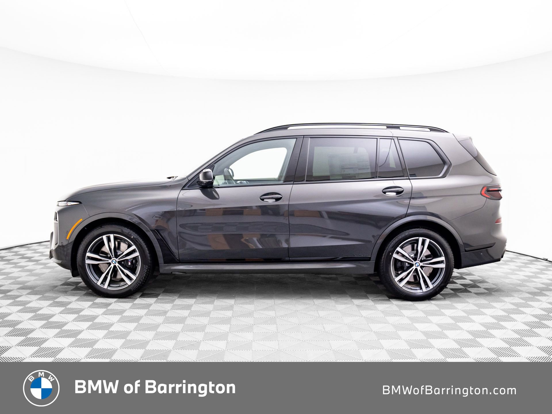 New 2026 BMW X7 M60i image 2