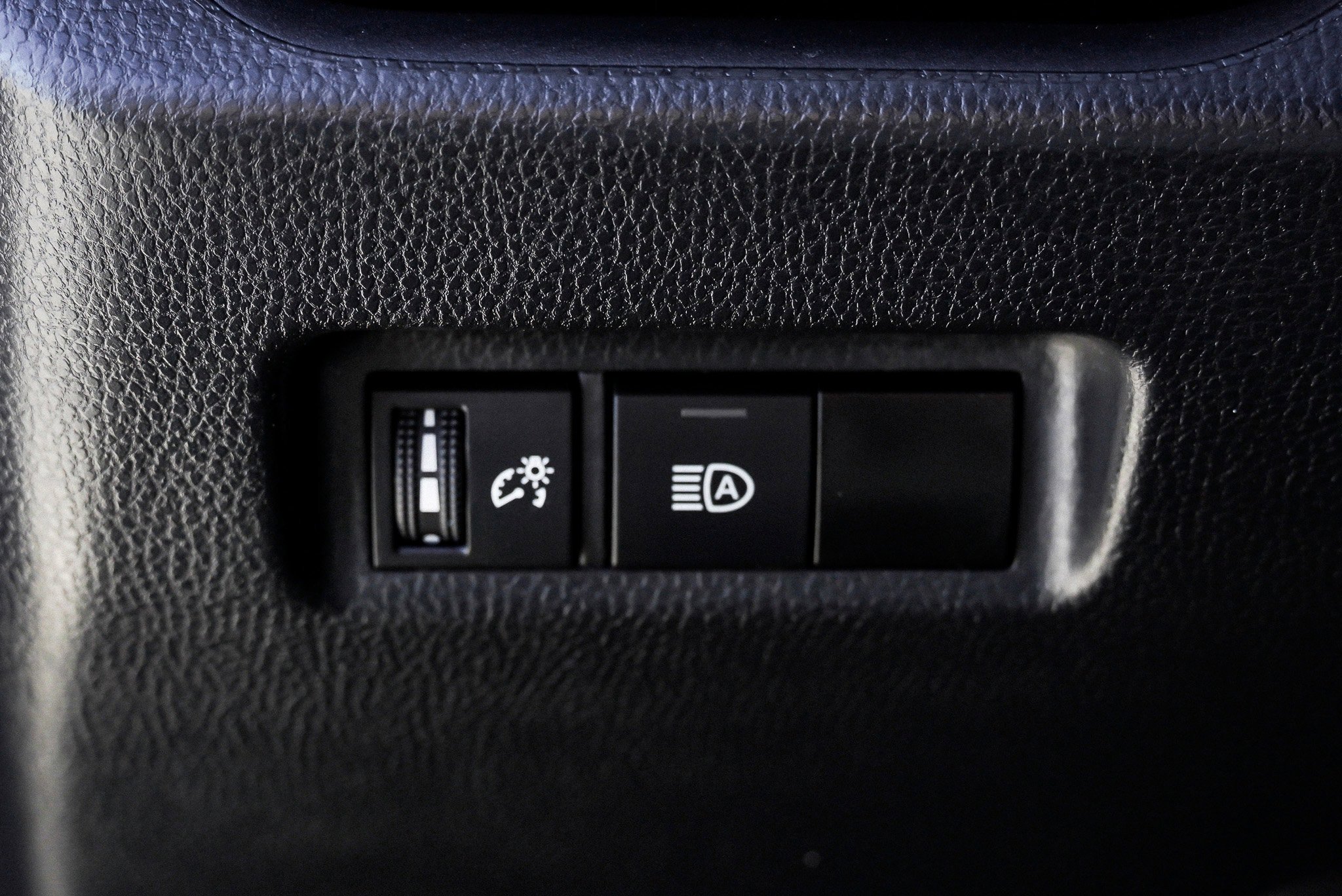 Certified 2024 Toyota RAV4 LE AWD/4WD image 18