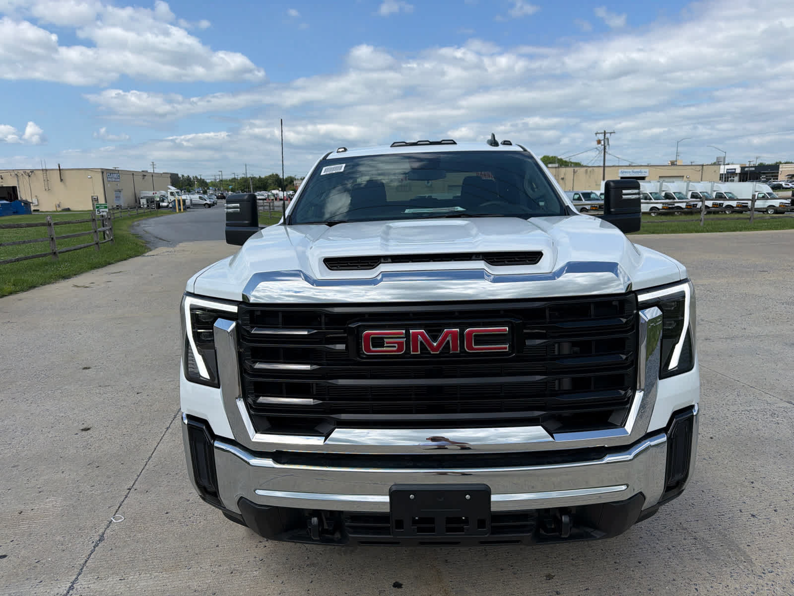 New 2026 GMC Sierra 2500 Pro w/ Convenience Package AWD/4WD image 5