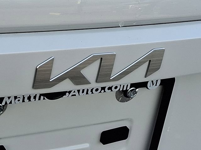 Certified 2025 Kia Niro LX image 30