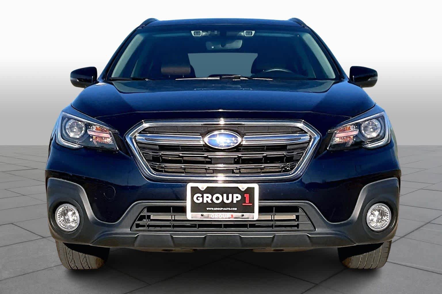 Used 2018 Subaru Outback 3.6R Touring AWD/4WD image 8