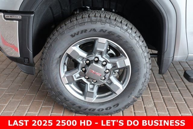 New 2025 GMC Sierra 2500 SLT w/ SLT Premium Package image 8