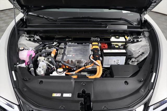 Certified 2026 Lexus RZ 450e AWD w/ Luxury Package image 15