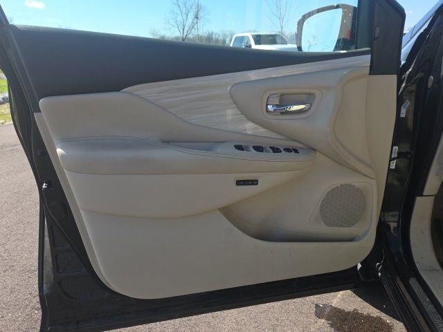 Used 2015 Nissan Murano Platinum w/ Platinum Technology Package AWD/4WD image 26